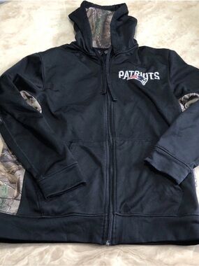 5/$25 Dunbrooke Realtree NFL New England Patriots Camo Full Zip Jacket Mens M